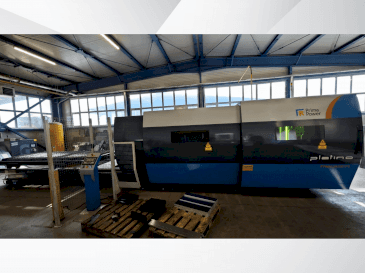 Vista Frontal  da Prima Power PLATINO FIBER  máquina