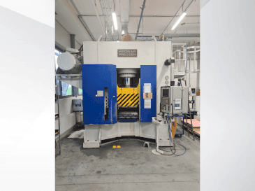 Vista Frontal  da HYDRAP HPDB 400  máquina