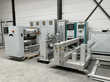 Vista Frontal  da Battenfeld BA 60  máquina