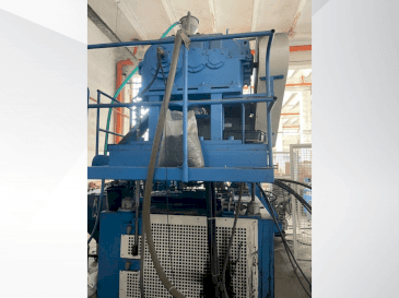 Vista Frontal  da KAUTEX KEB 120  máquina