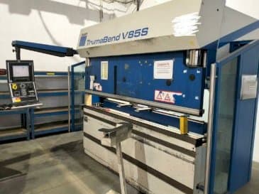 Vista Frontal  da Trumpf TrumaBend V85S  máquina
