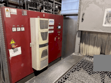 Vista Frontal  da AGTOS blasting system  máquina