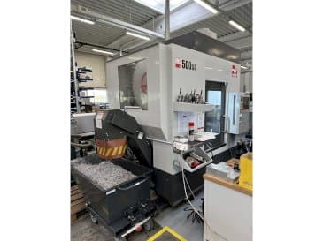 Vista Frontal da HAAS UMC-500SS máquina