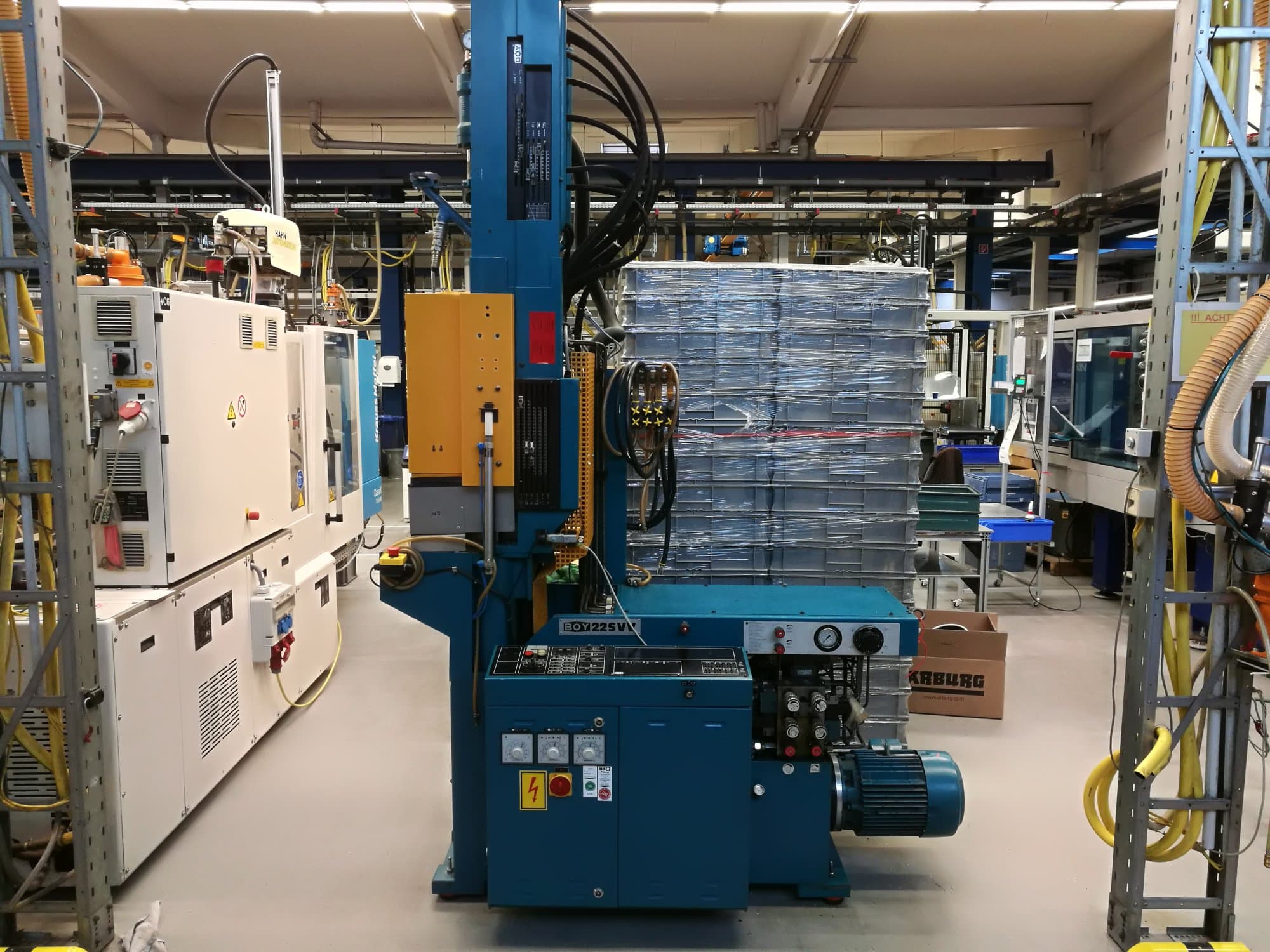 Vista Frontal  da BOY 22 S VV  máquina