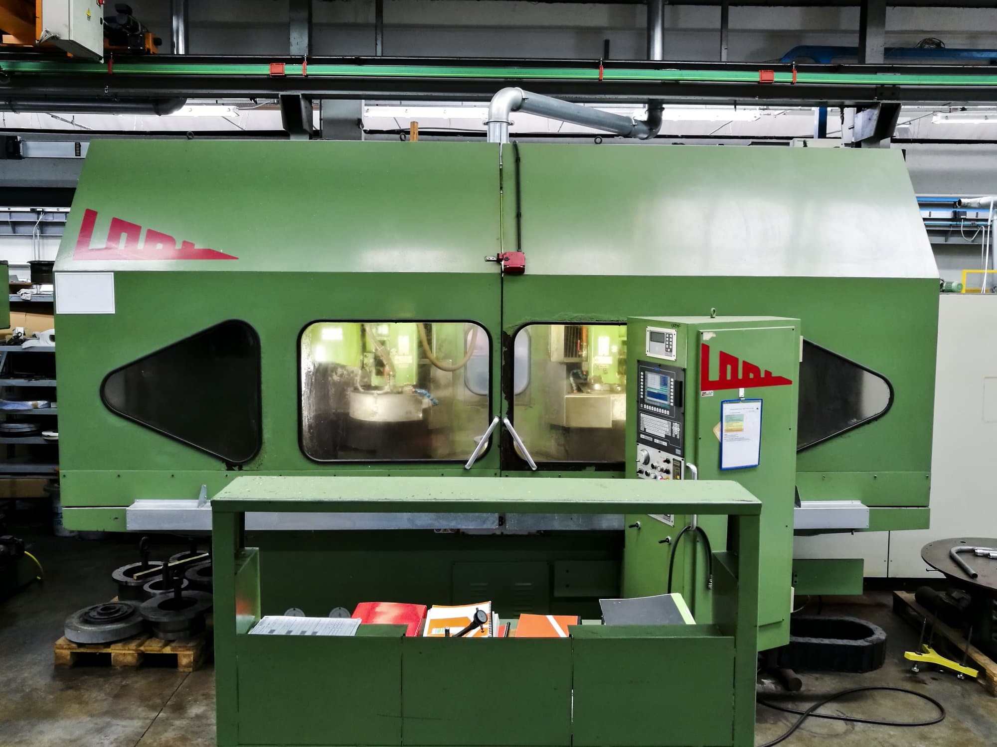 Vista Frontal  da Lodi RTR S800 CNC  máquina