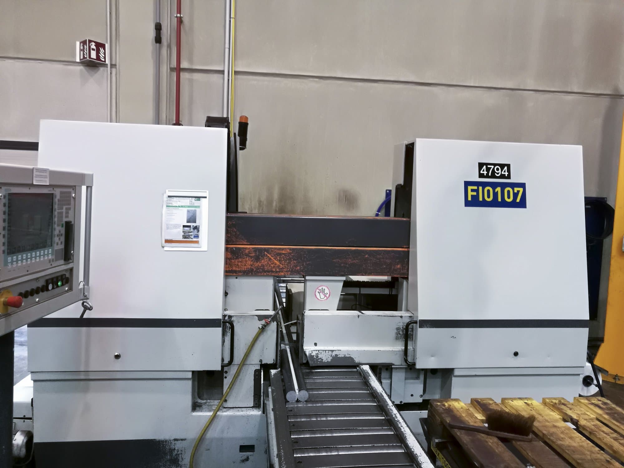 Vista Frontal  da KASTO KASTOtec A 3  máquina