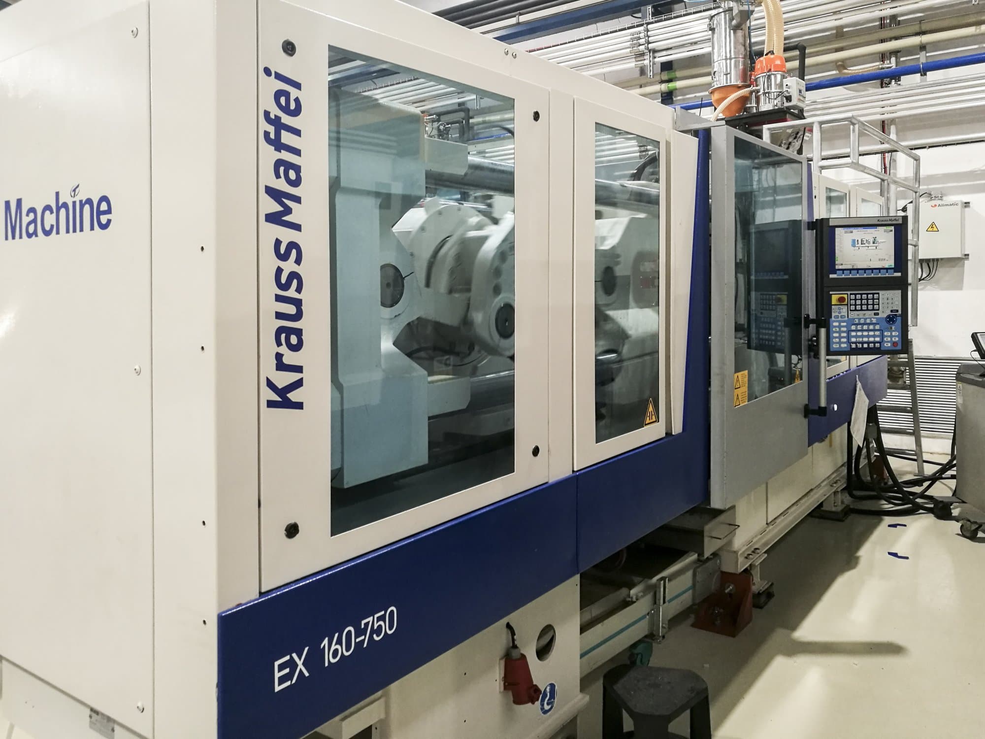 Vista Esquerda  da Krauss Maffei 160-750 EX  máquina