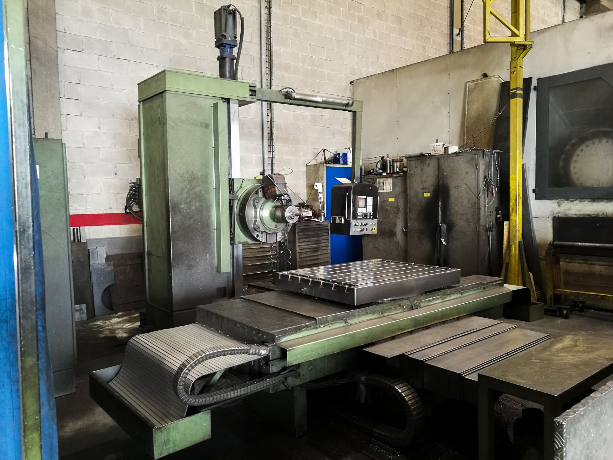 Vista Esquerda  da PEGARD AF8  máquina