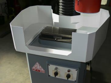 Vista Frontal  da DELTA LF-350  máquina