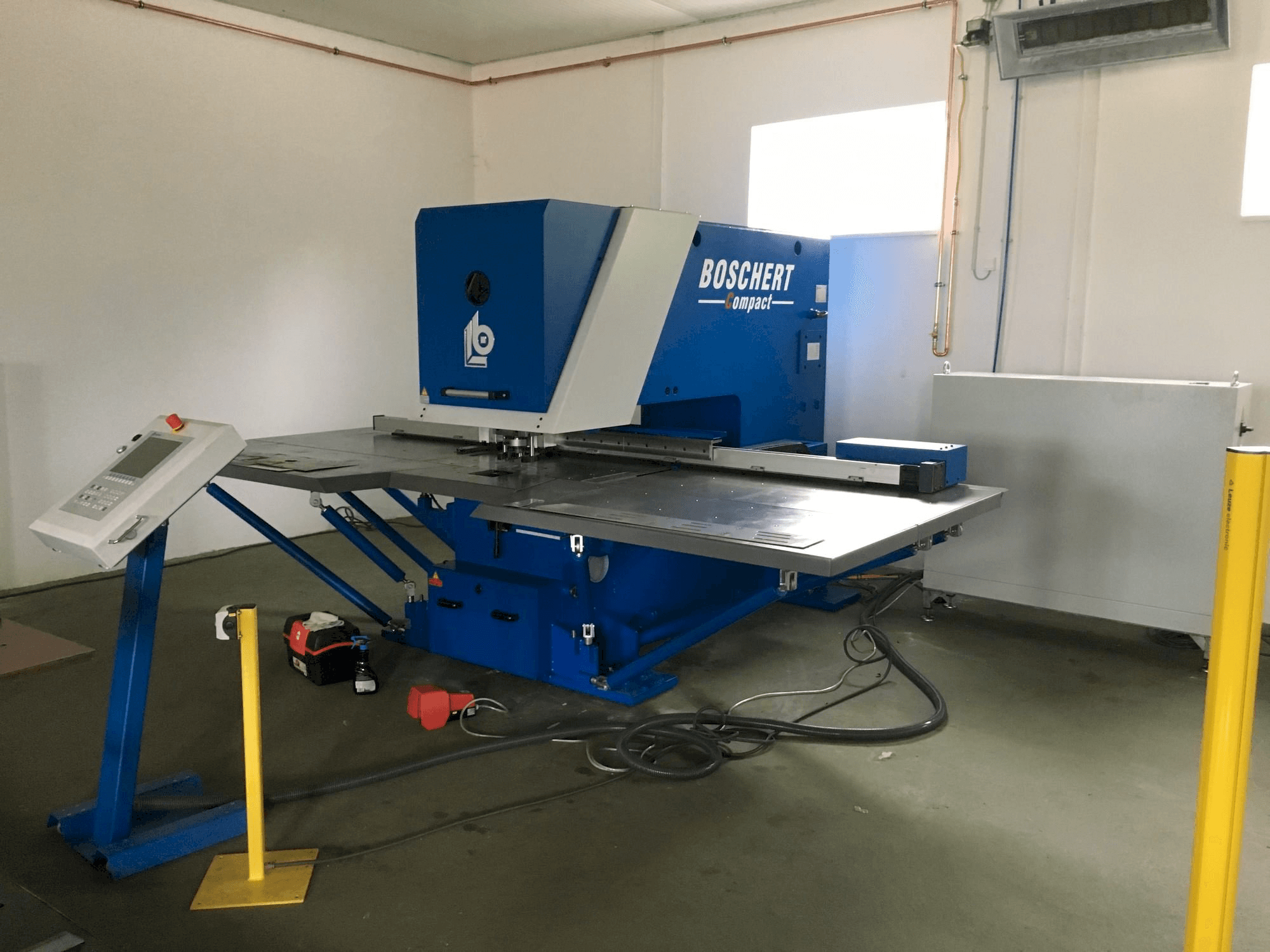 Vista Frontal da BOSCHERT Compact 750 máquina
