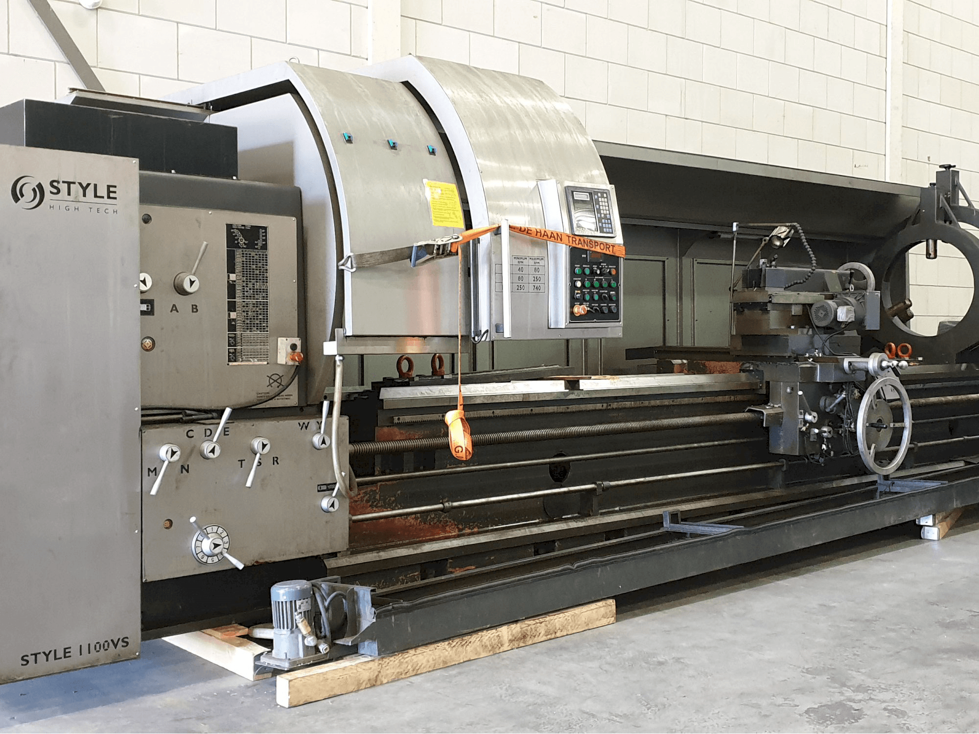 Vista Frontal da STYLE 1100VS máquina