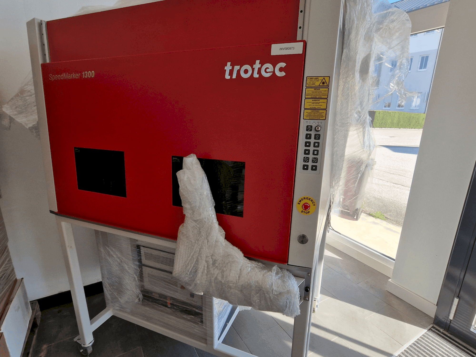 Vista Frontal da Trotec SpeedMarker 1300 máquina