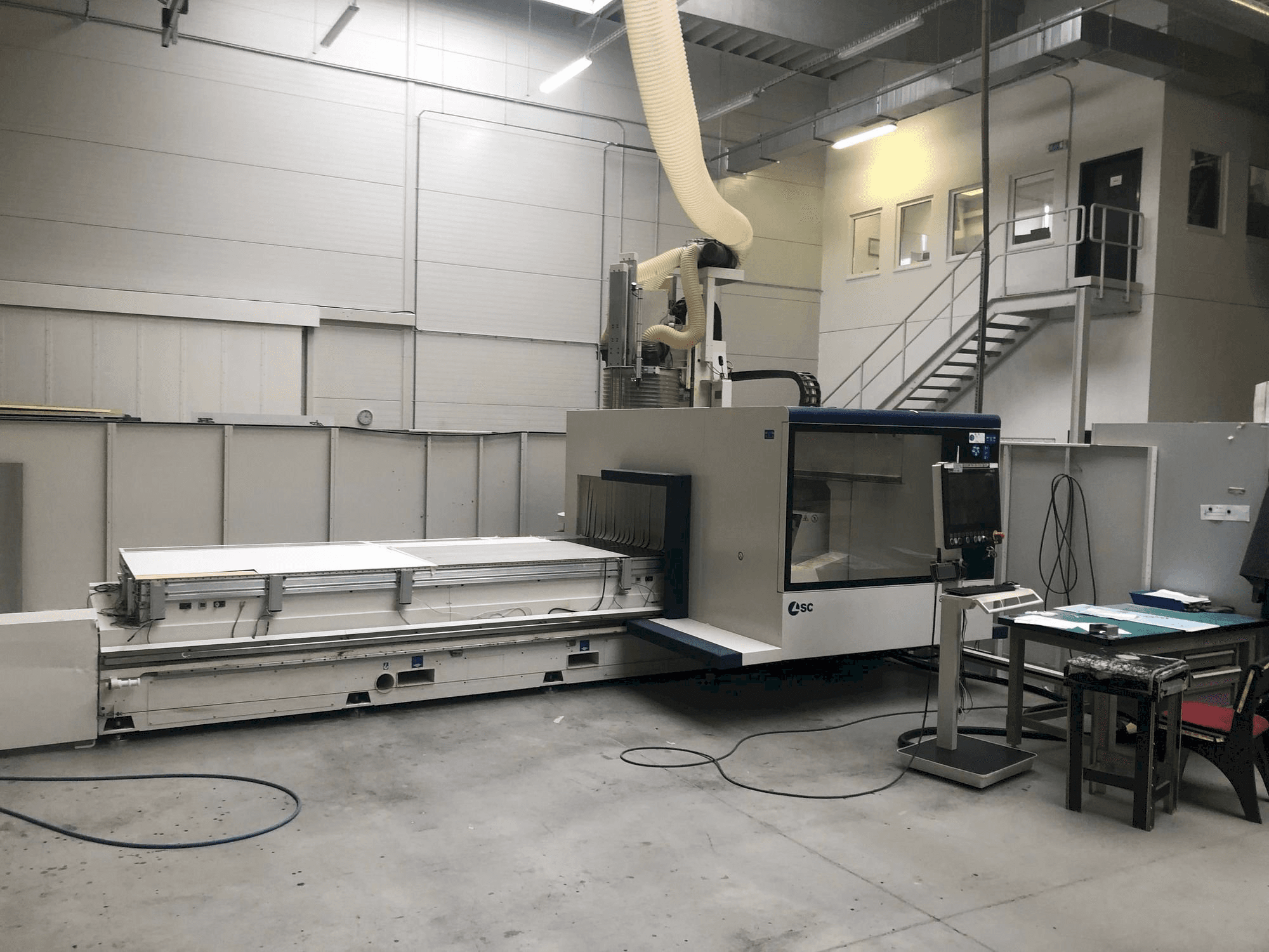 Vista Frontal da SCM ACCORD 50 FX-M máquina