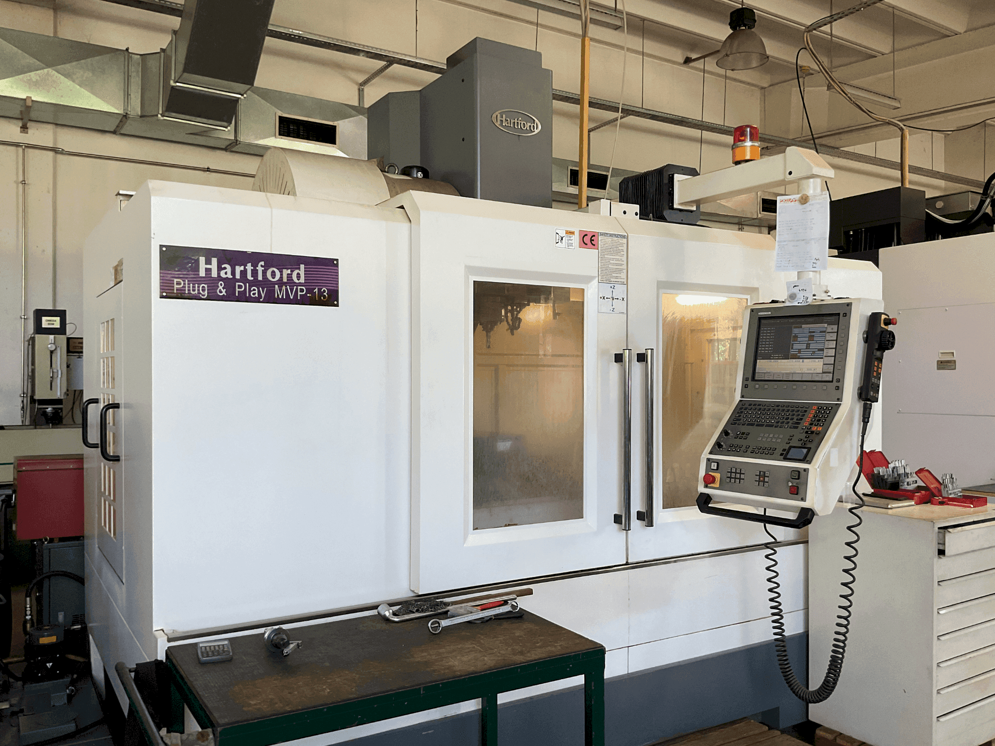 Vista Frontal da HARTFORD MVP-13 máquina