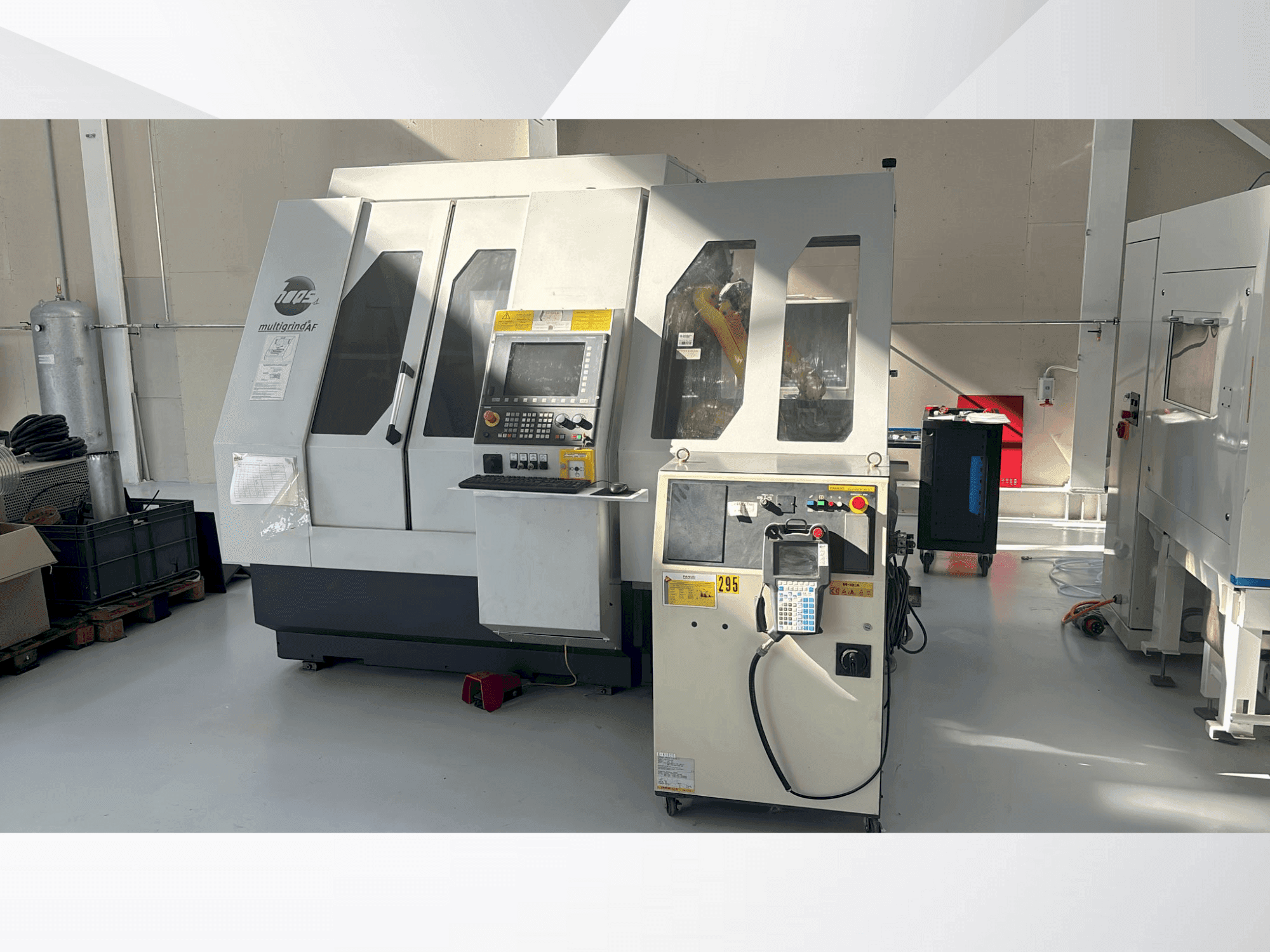 Vista Frontal da HAAS Multigrind AF/SL máquina