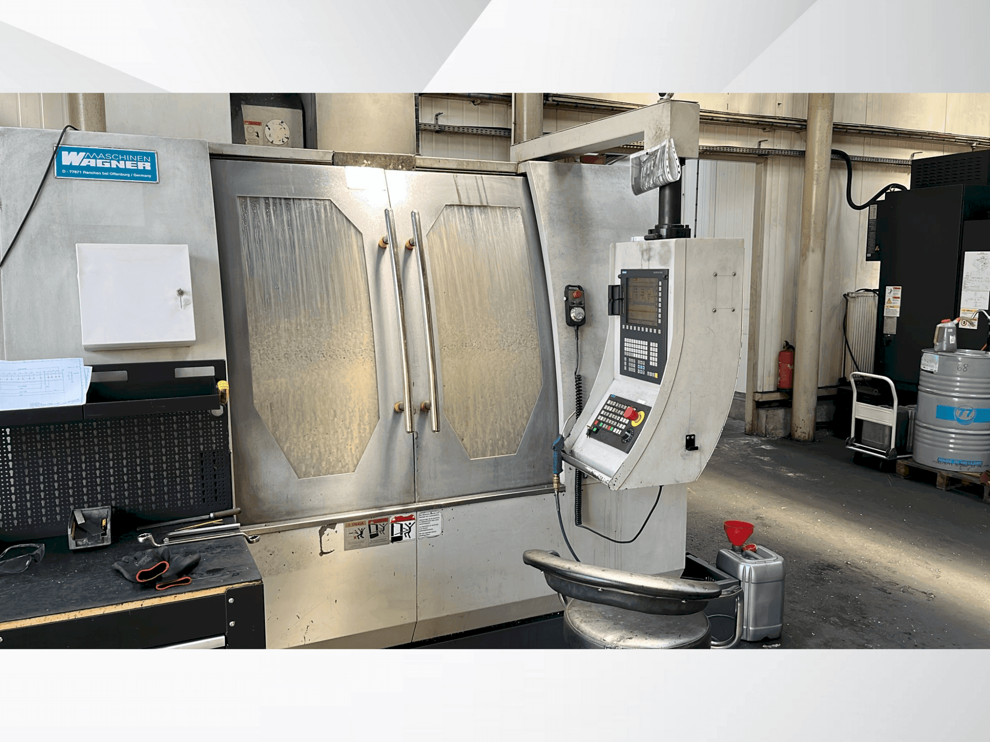 Vista Frontal da WAGNER VMC 1100 máquina