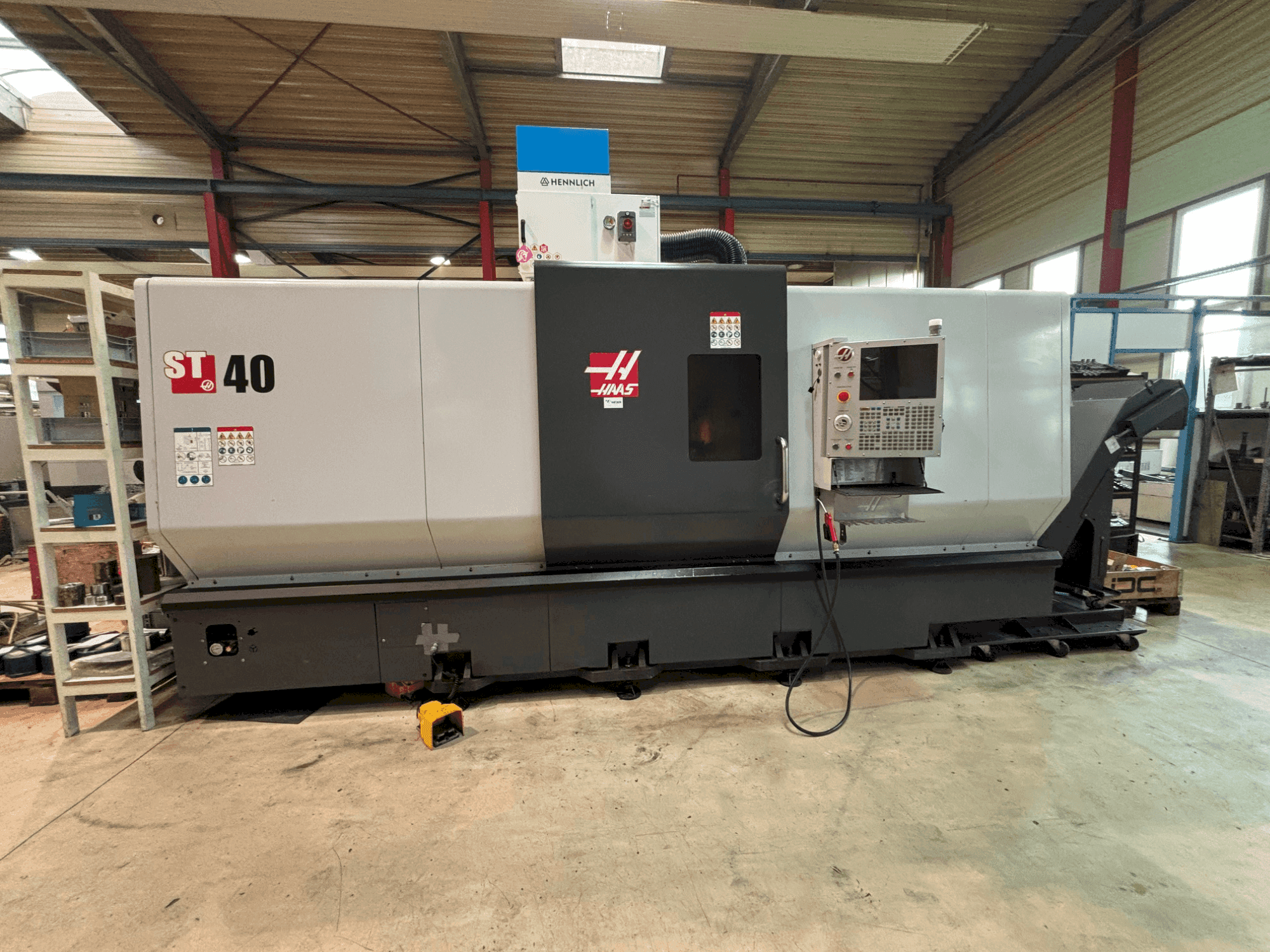 Vista Frontal da HAAS ST-40 máquina