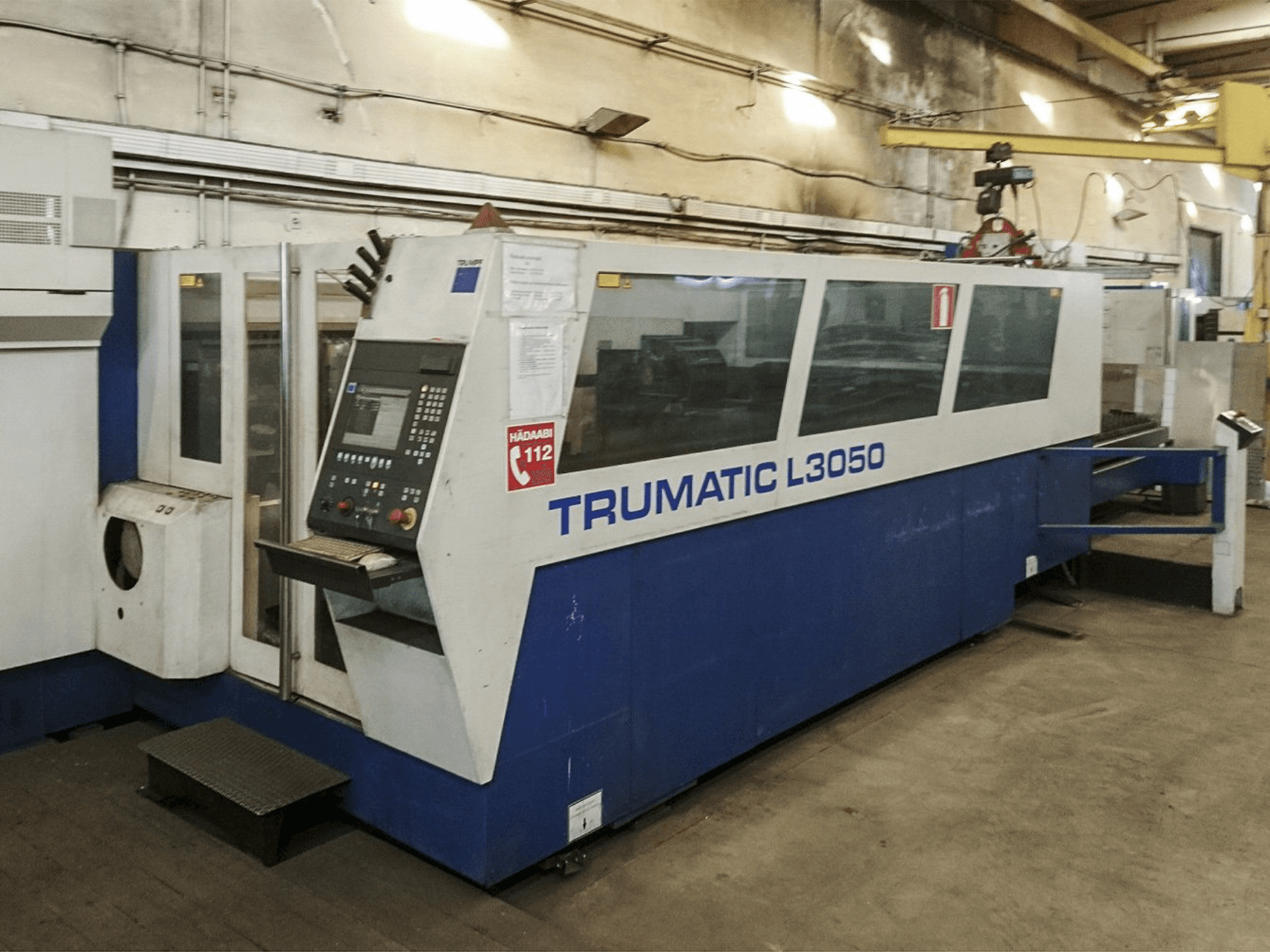 Vista Esquerda da Trumpf Trumatic L3050 máquina