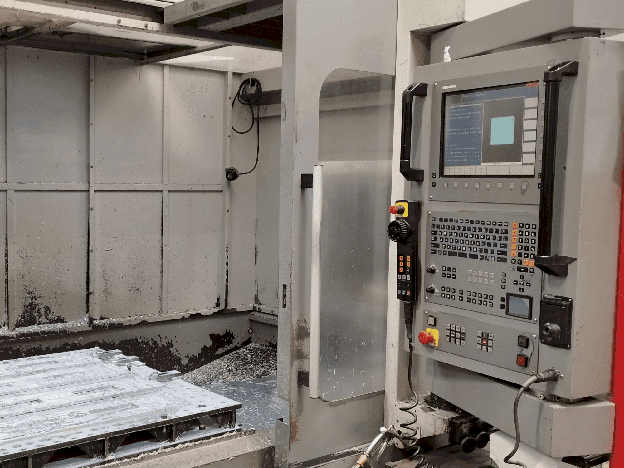 Vista Frontal da Leadwell V80I máquina