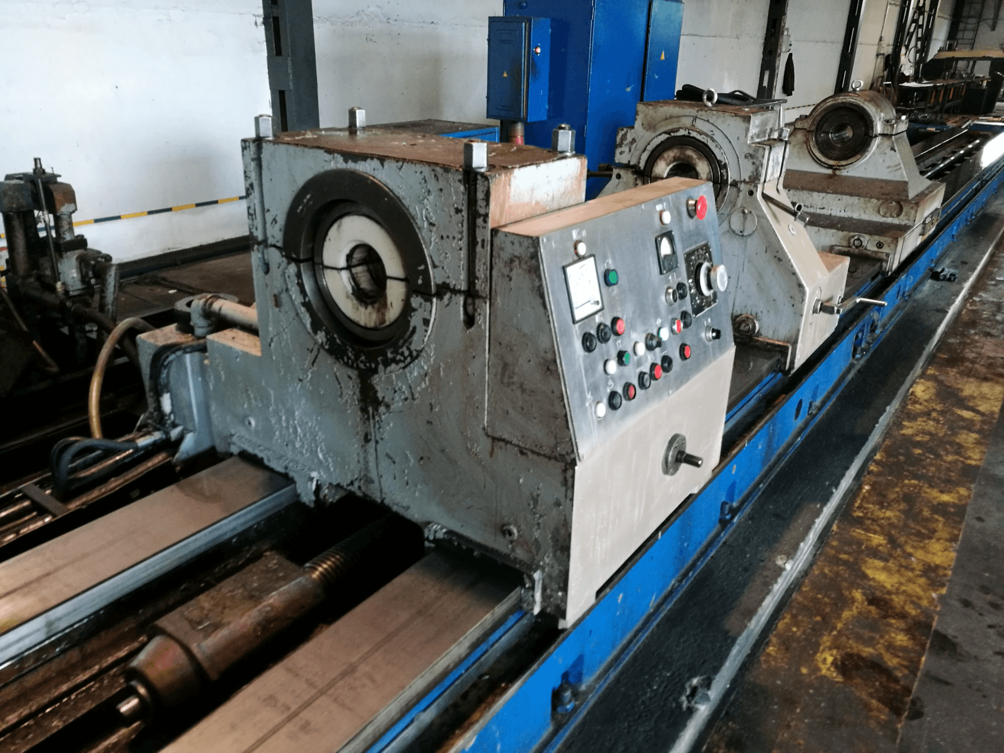 Vista Frontal da Ryazan PT 403 máquina