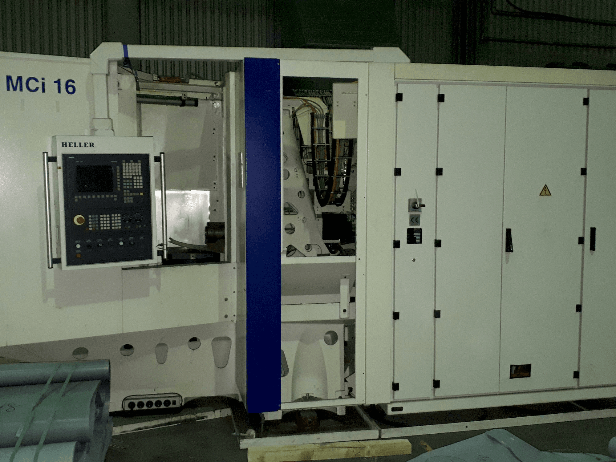 Vista Frontal da HELLER MCi 16 máquina
