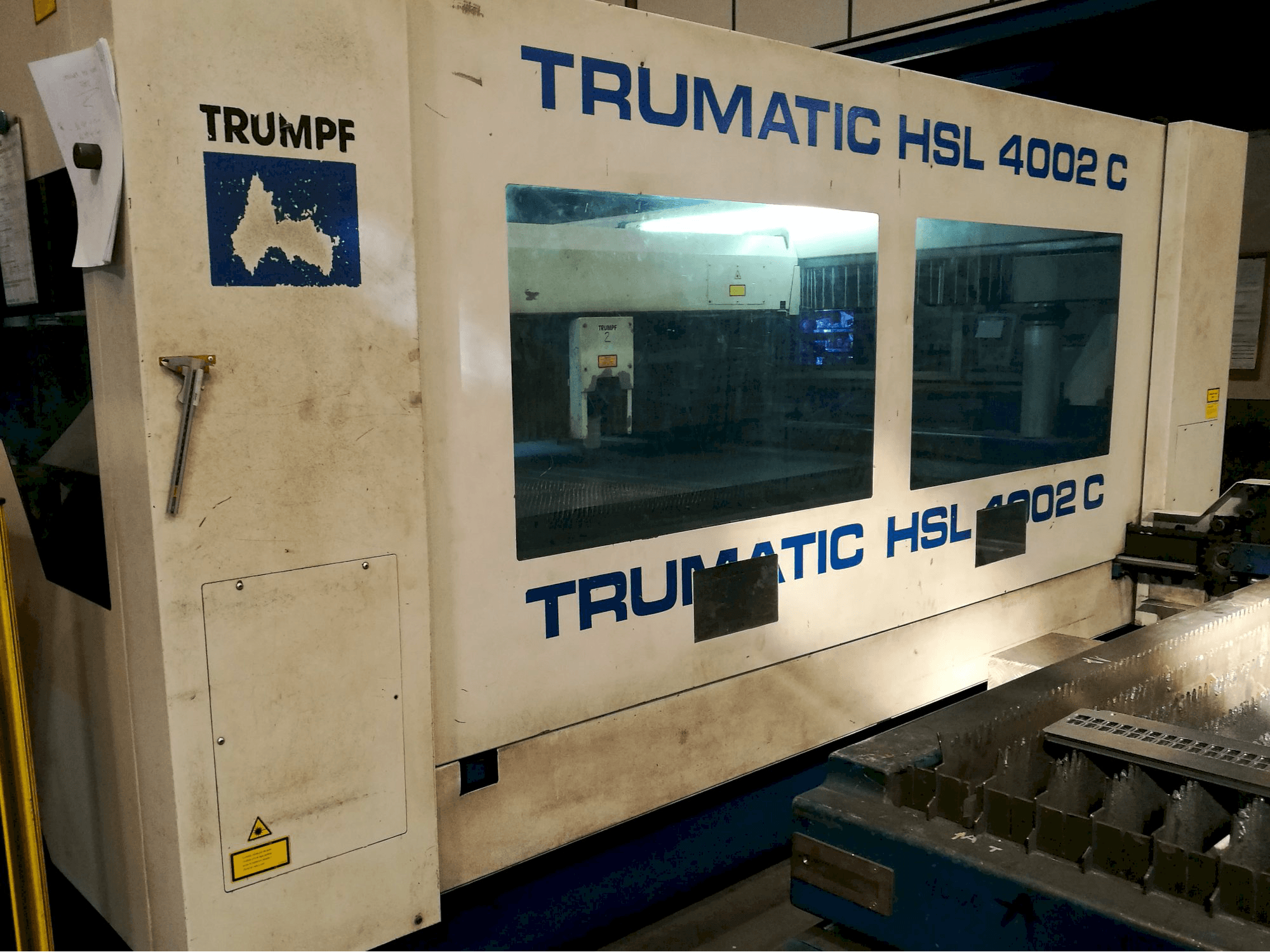 Vista Esquerda da Trumpf Trumatic HSL 4002 C máquina