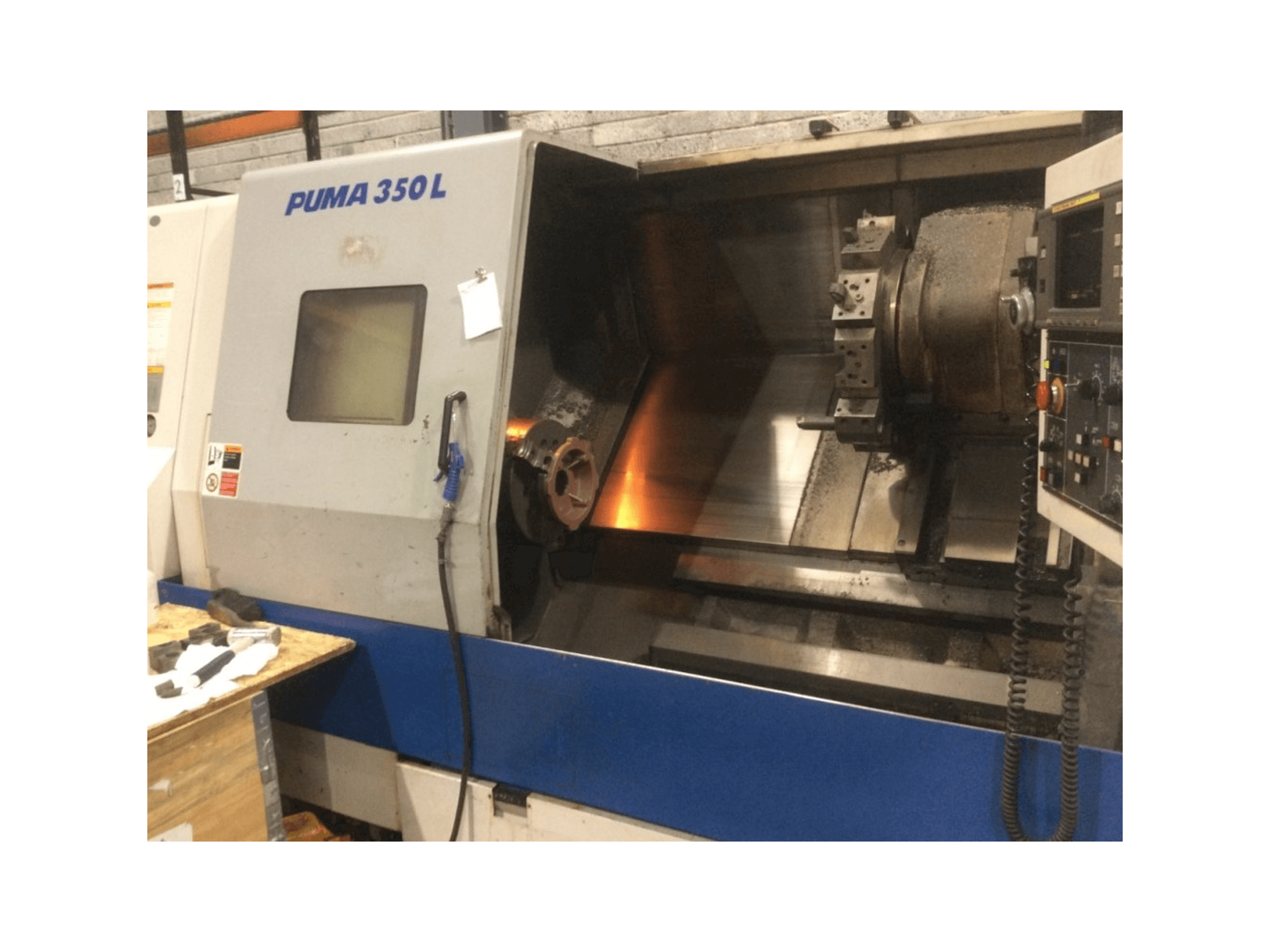 Vista Frontal da DAEWOO Puma 350LB máquina