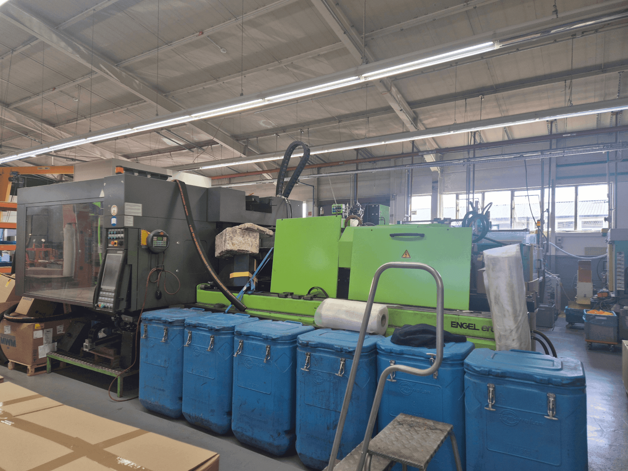 Vista Frontal da Engel Victory 2050H500V/300 Combi máquina