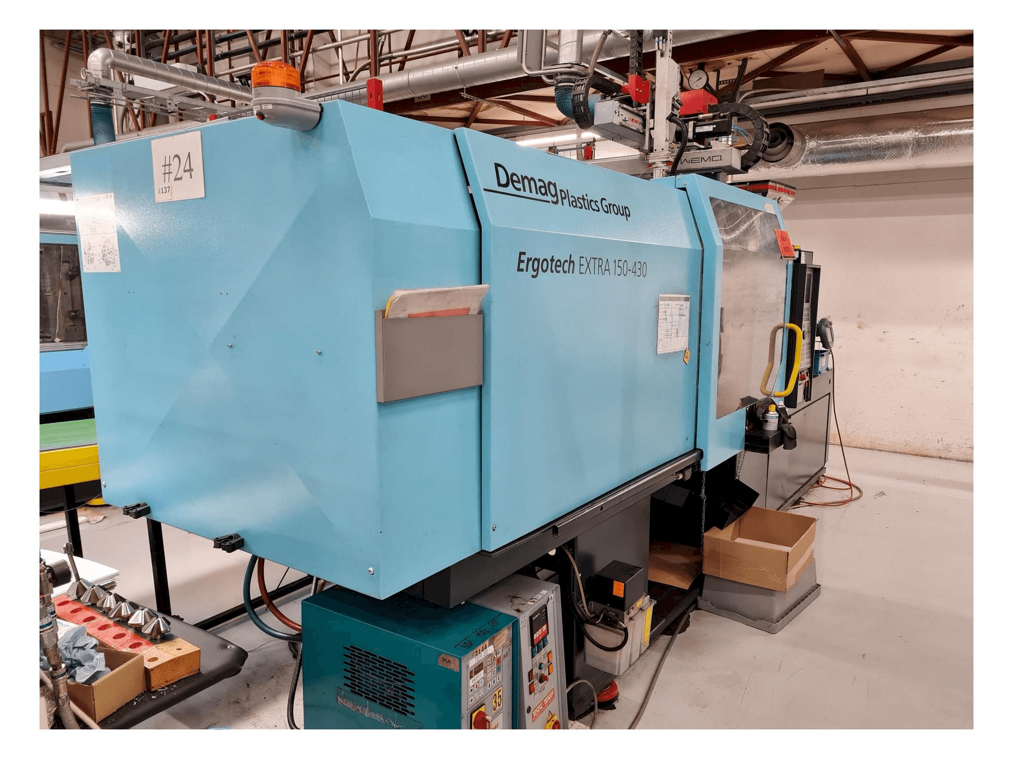 Vista Frontal da DEMAG Ergotech EXTRA 150-430 máquina