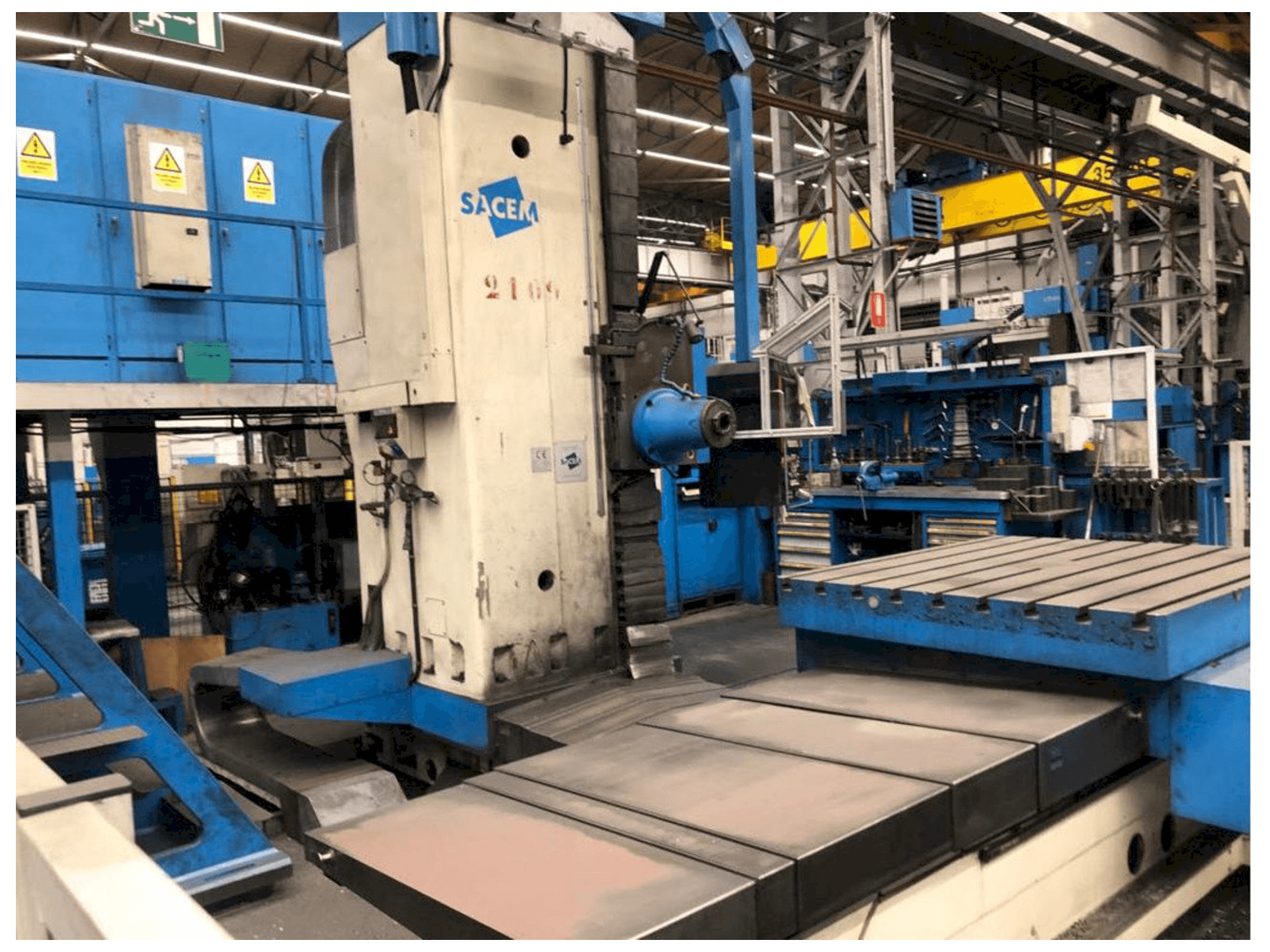 Vista Frontal da Sacem MSMG - XC/110-C/N máquina