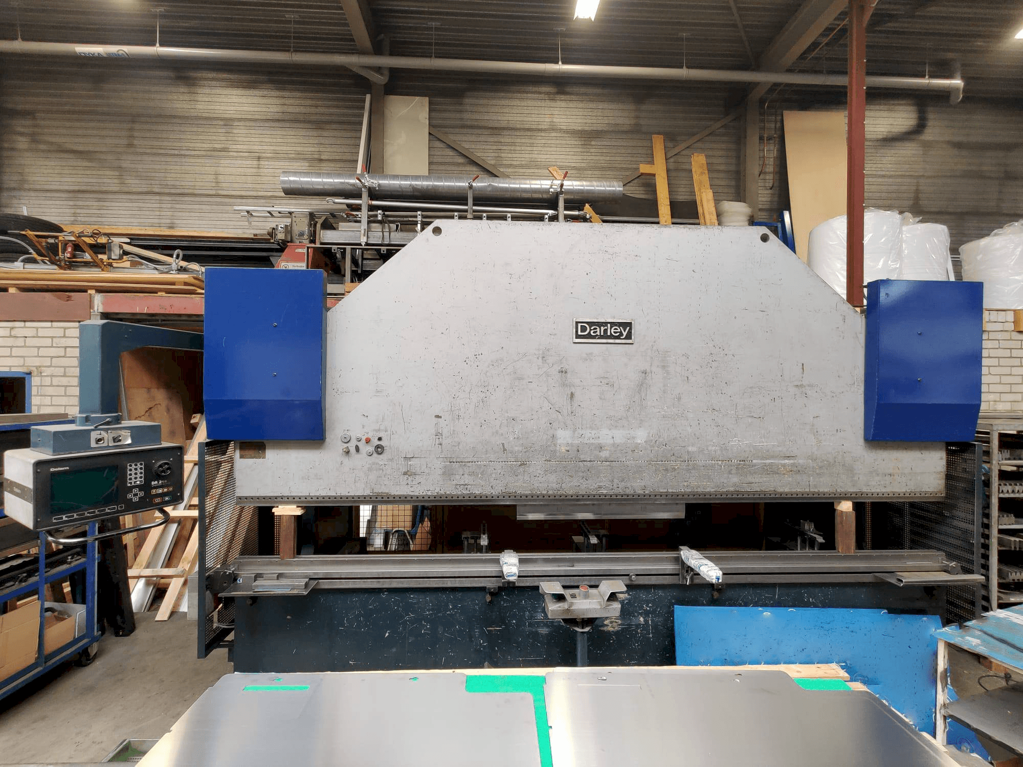 Vista Frontal da Darley EHP150 43/37 máquina