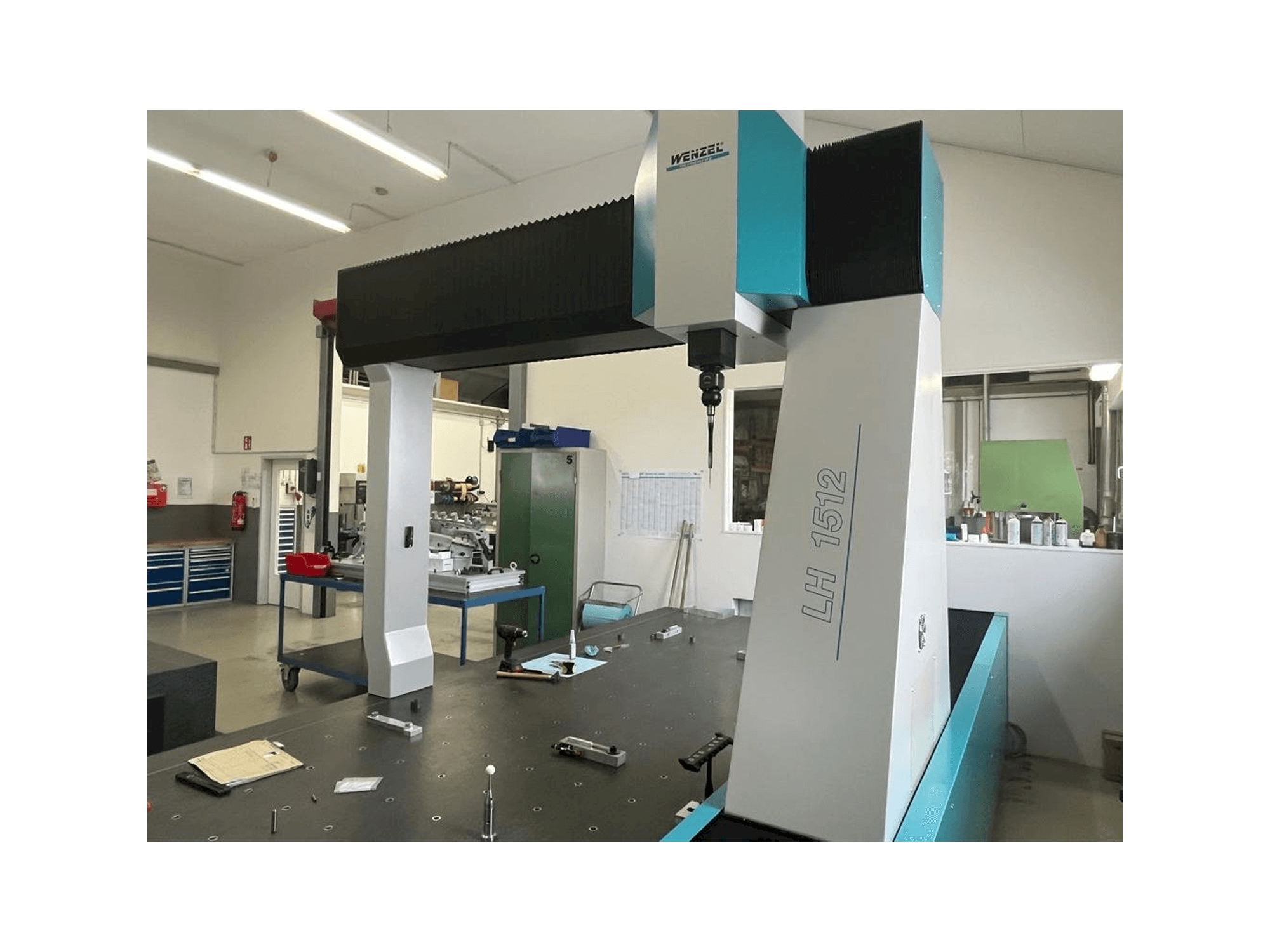 Vista Frontal da Wenzel LH 1512 máquina