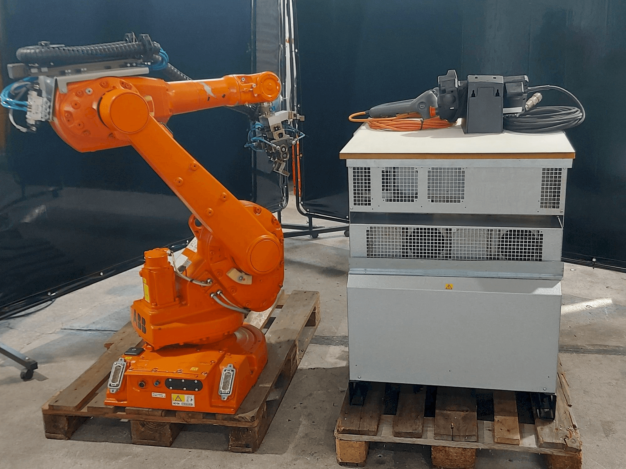 Vista Frontal da ABB IRB1600 máquina