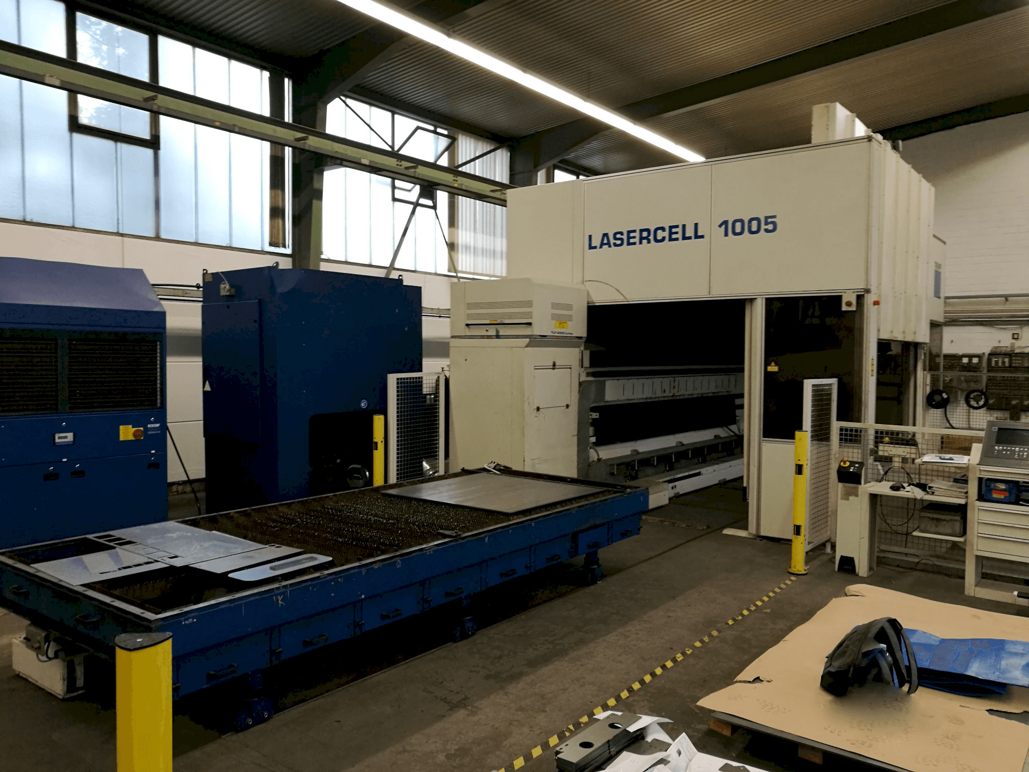 Vista Esquerda da Trumpf Lasercell TLC 1005 máquina