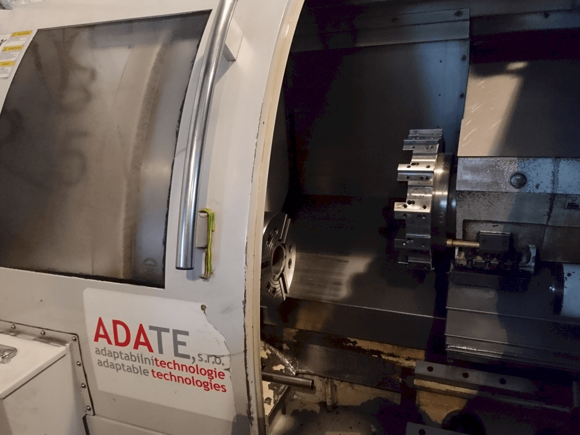 Vista Frontal da MICROCUT LT-65 máquina