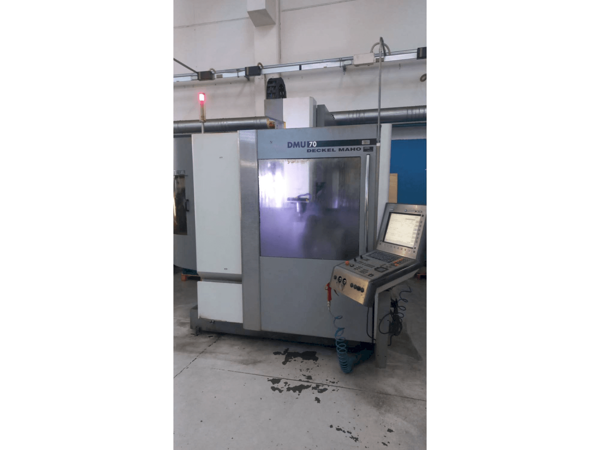 Vista Frontal da DMG máquina