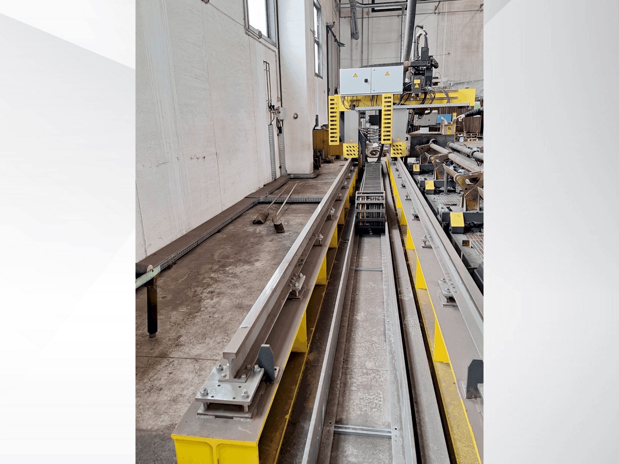 Vista Frontal da ESAB SUPRAREX 3100 máquina