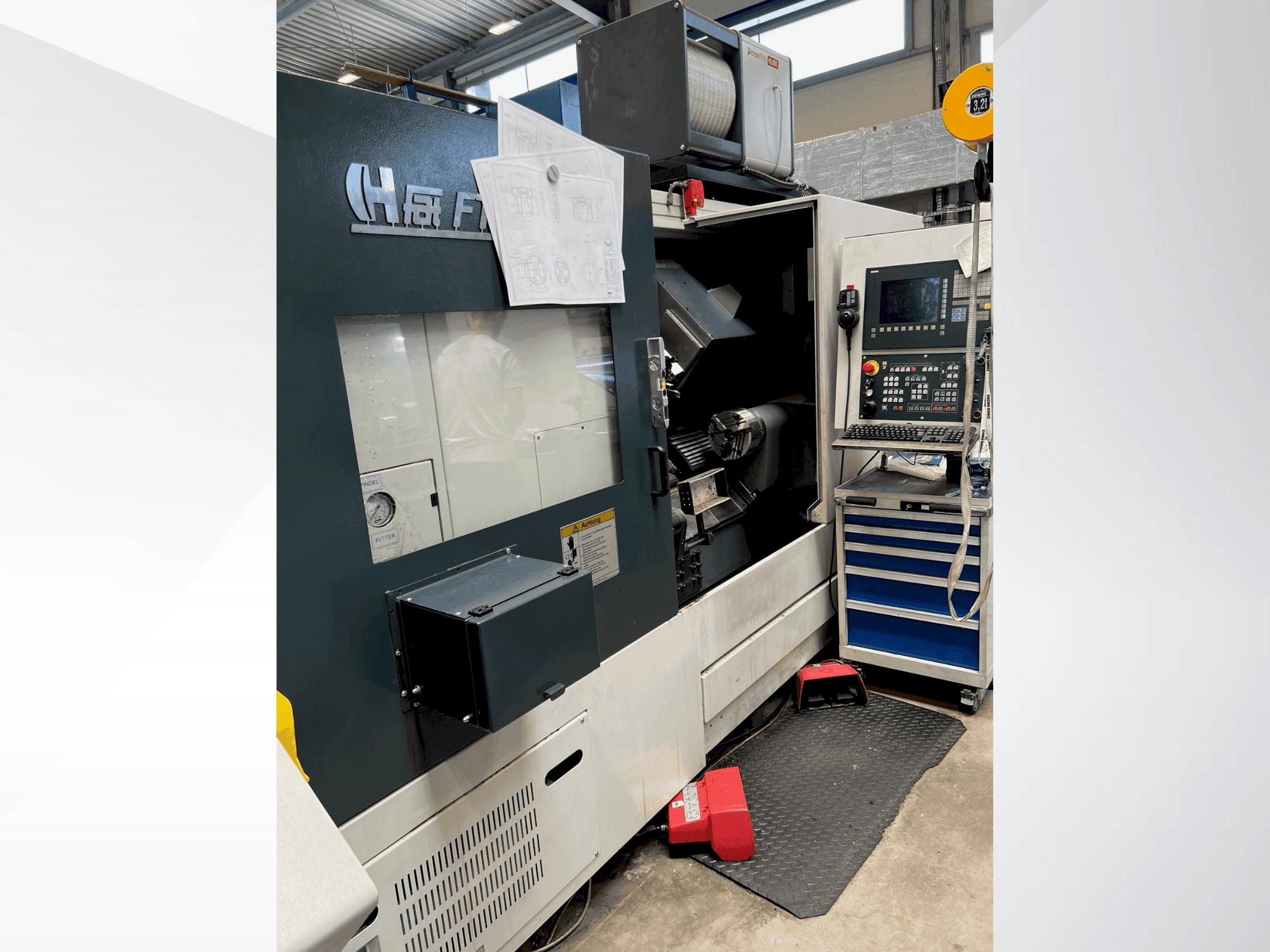 Vista Frontal da FAT FTM 165 máquina