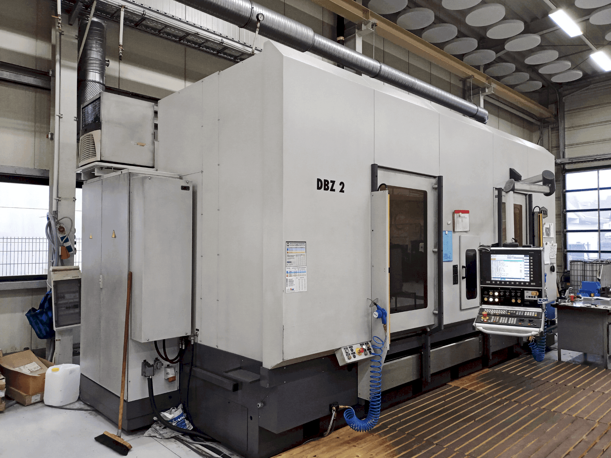 Vista Frontal da AXA DBZ 2 / 50 máquina