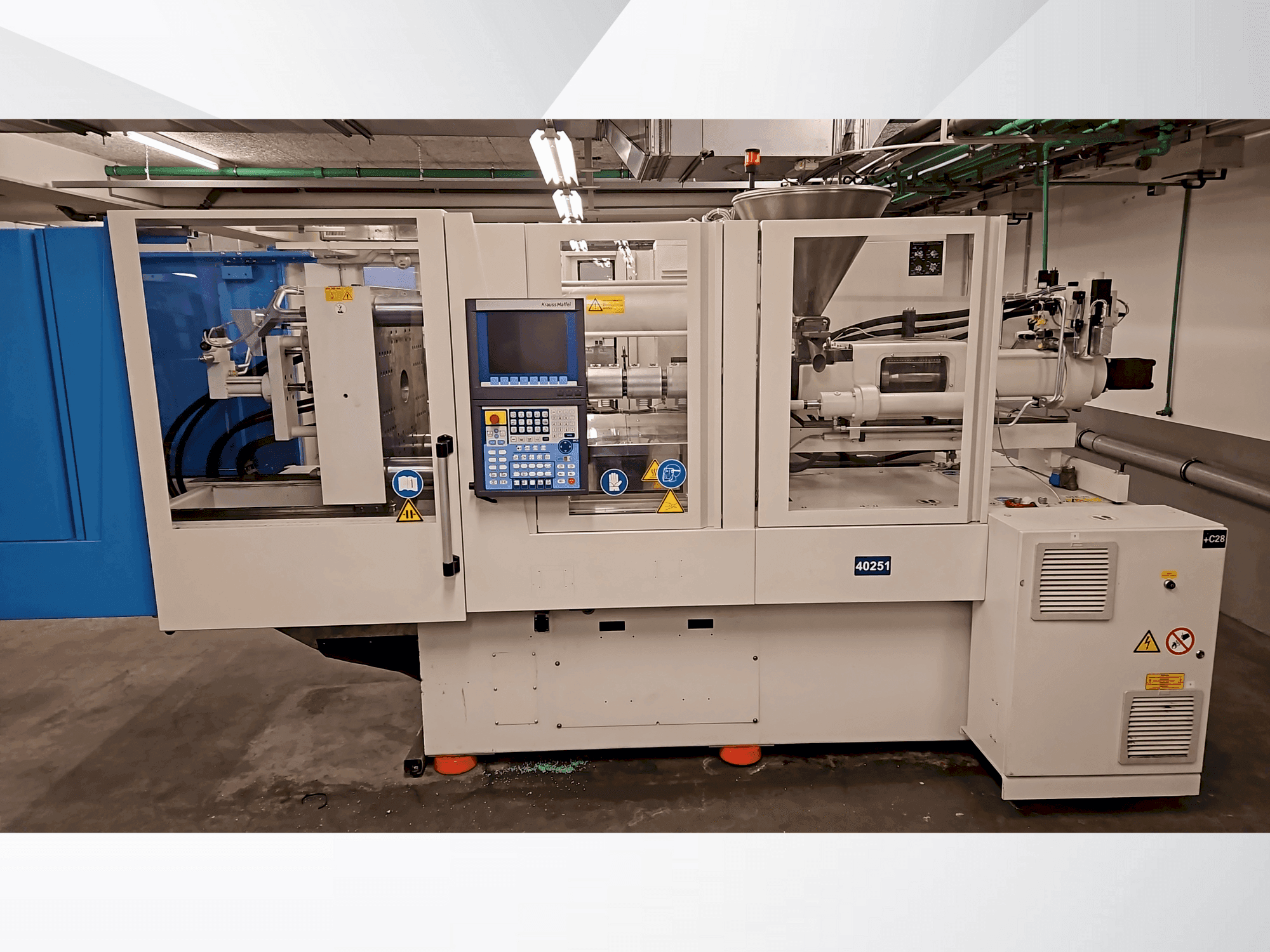 Vista Frontal da Krauss Maffei 110-750 CX máquina