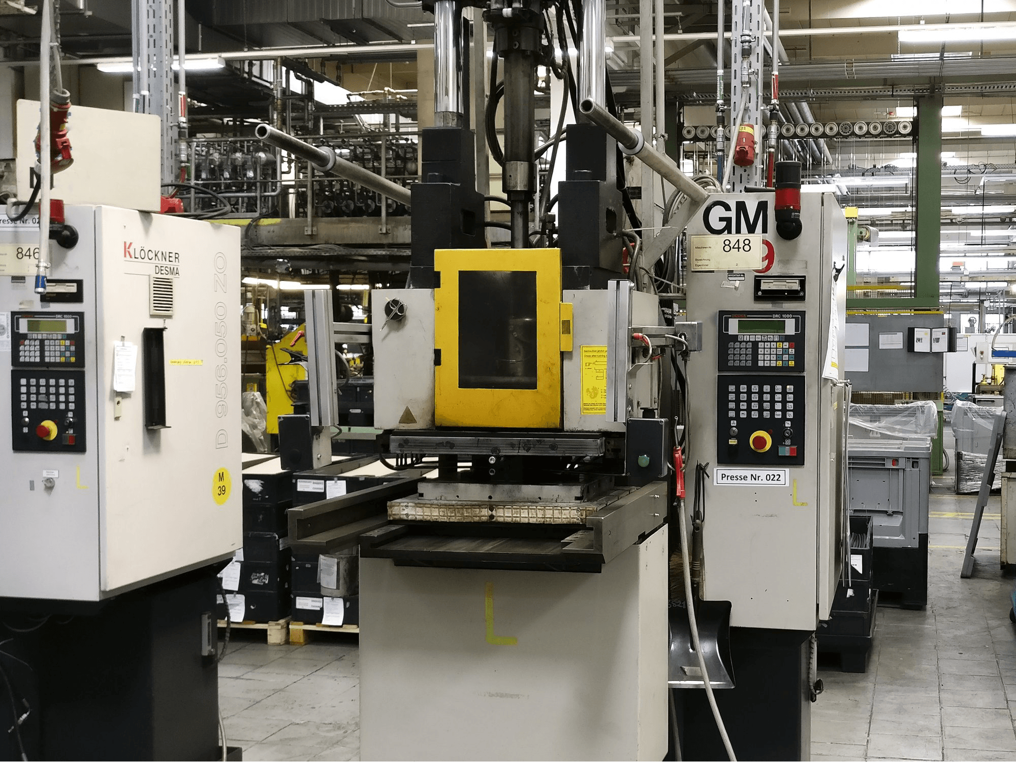 Vista Frontal da Kloeckner Desma 956.050 máquina