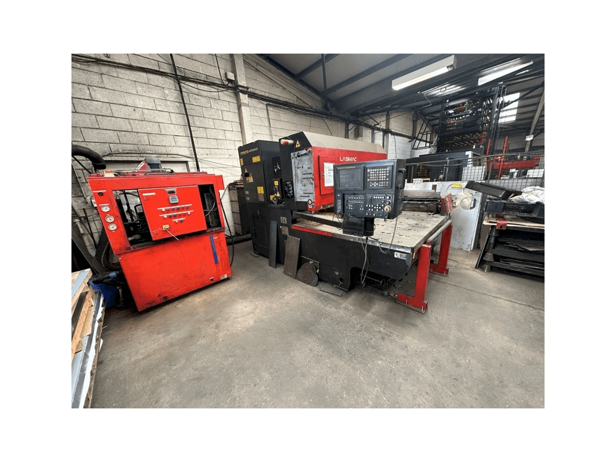 Vista Frontal da AMADA Lasmac LC1212A3 máquina