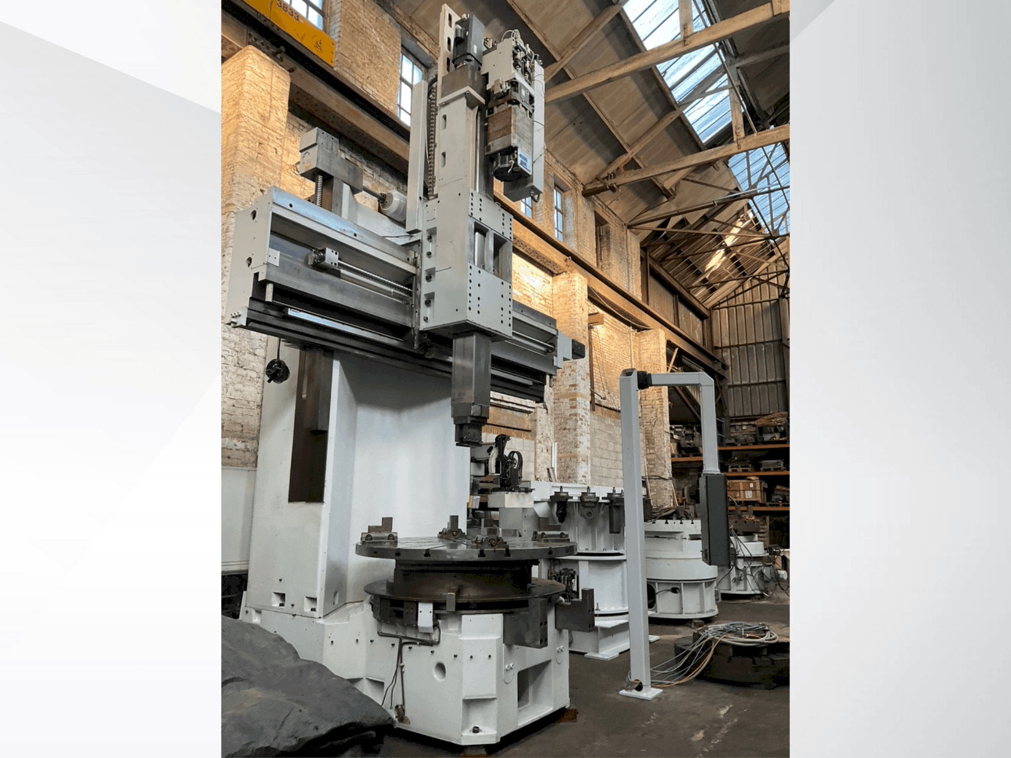 Vista Frontal da DÖRRIES SCHARMANN VCE2000/180MC-FC CONTUMAT máquina