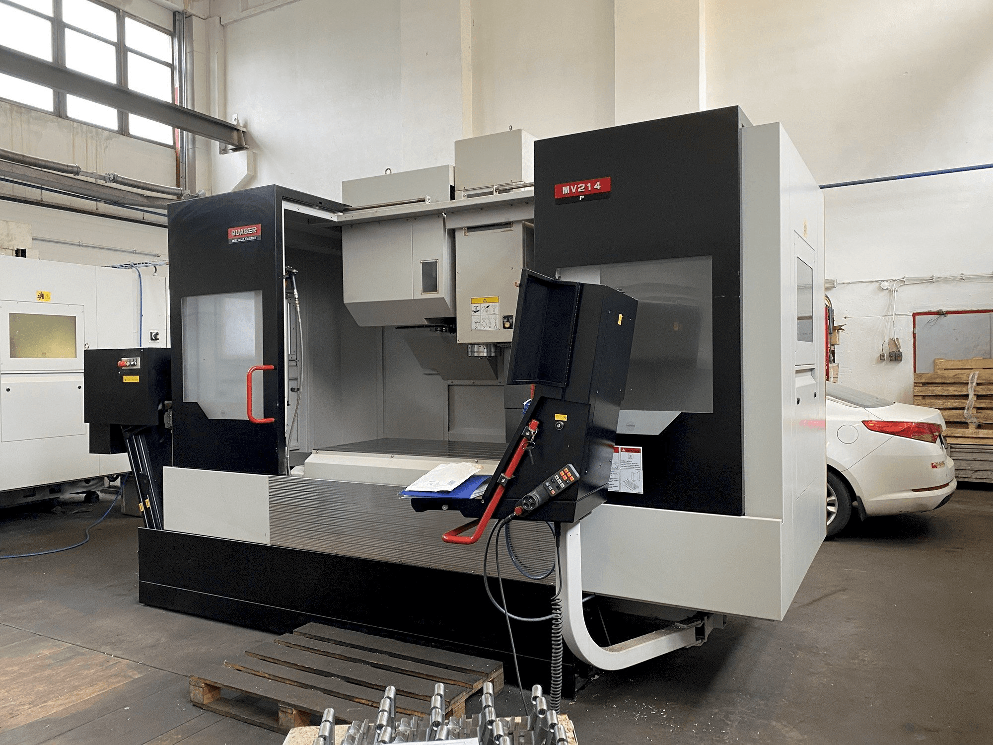 Vista Frontal da Quaser MV214P/12B máquina