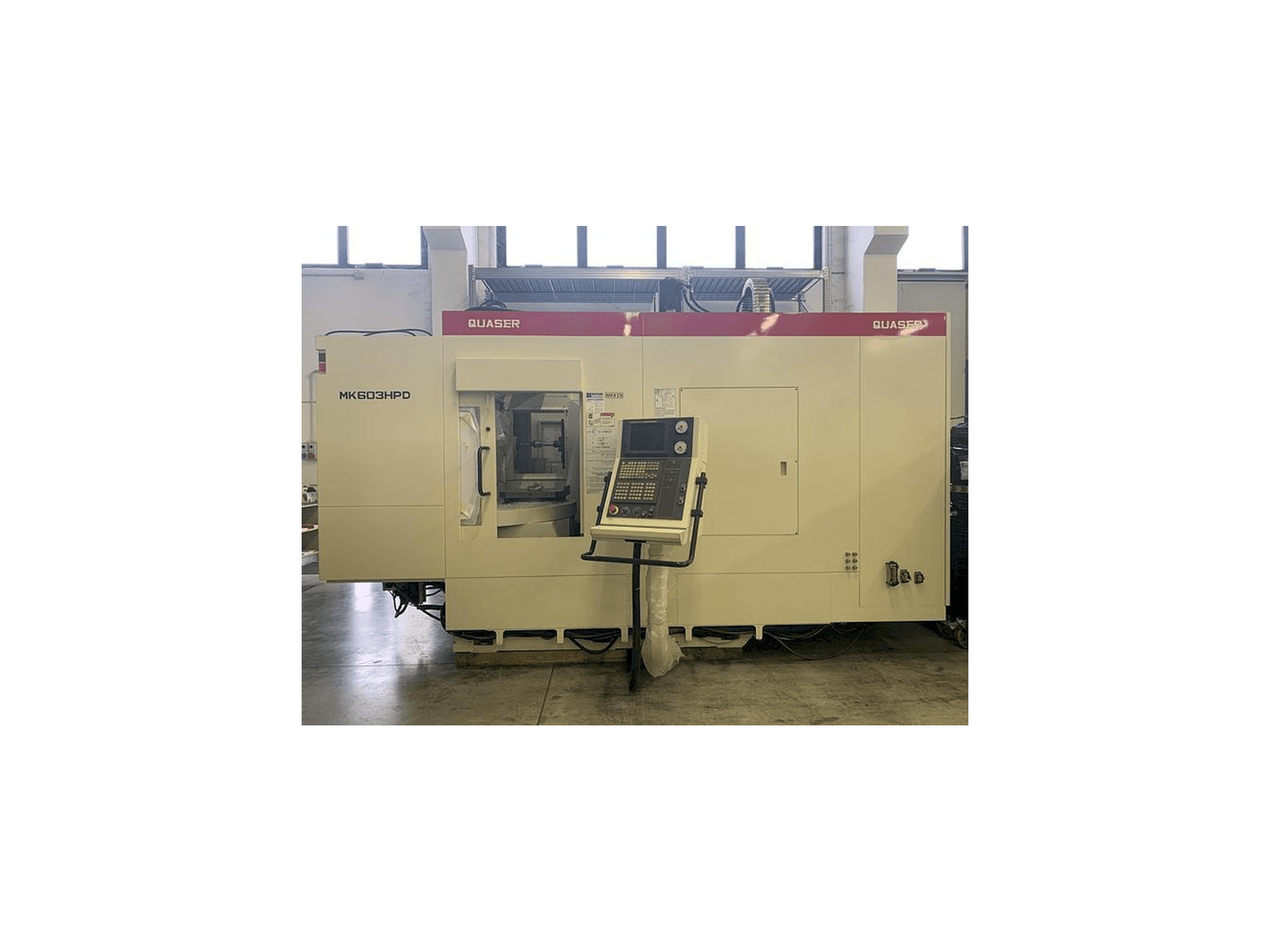 Vista Frontal da Quaser MK603HPD máquina