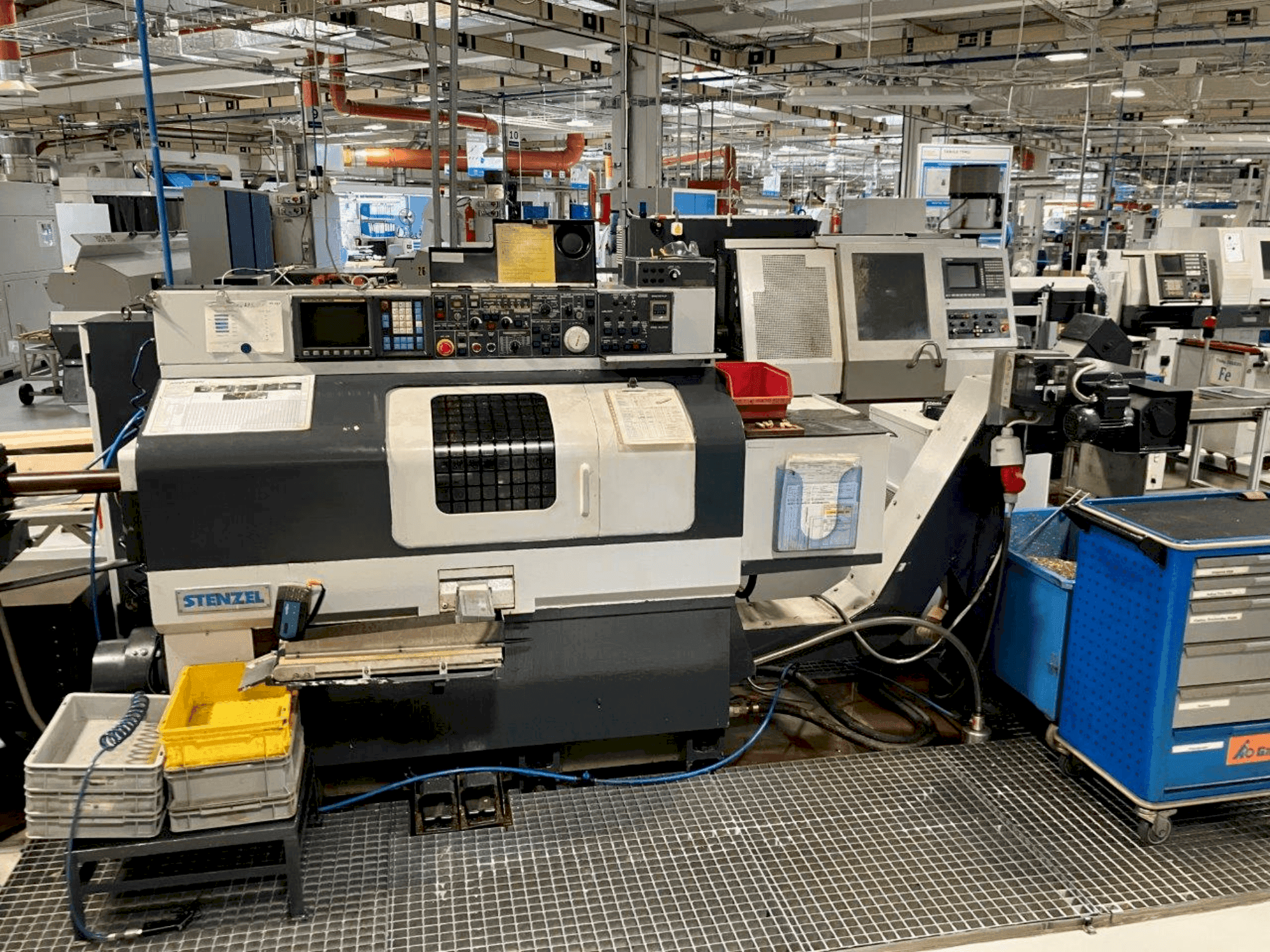 Vista Frontal da NAKAMURA TMC 15 máquina