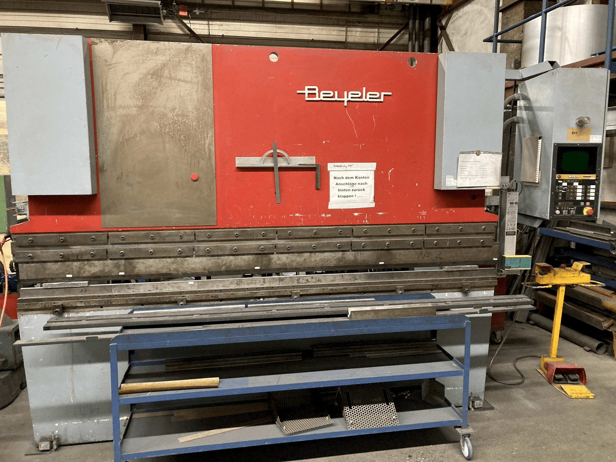 Vista Frontal da BEYELER M3 máquina