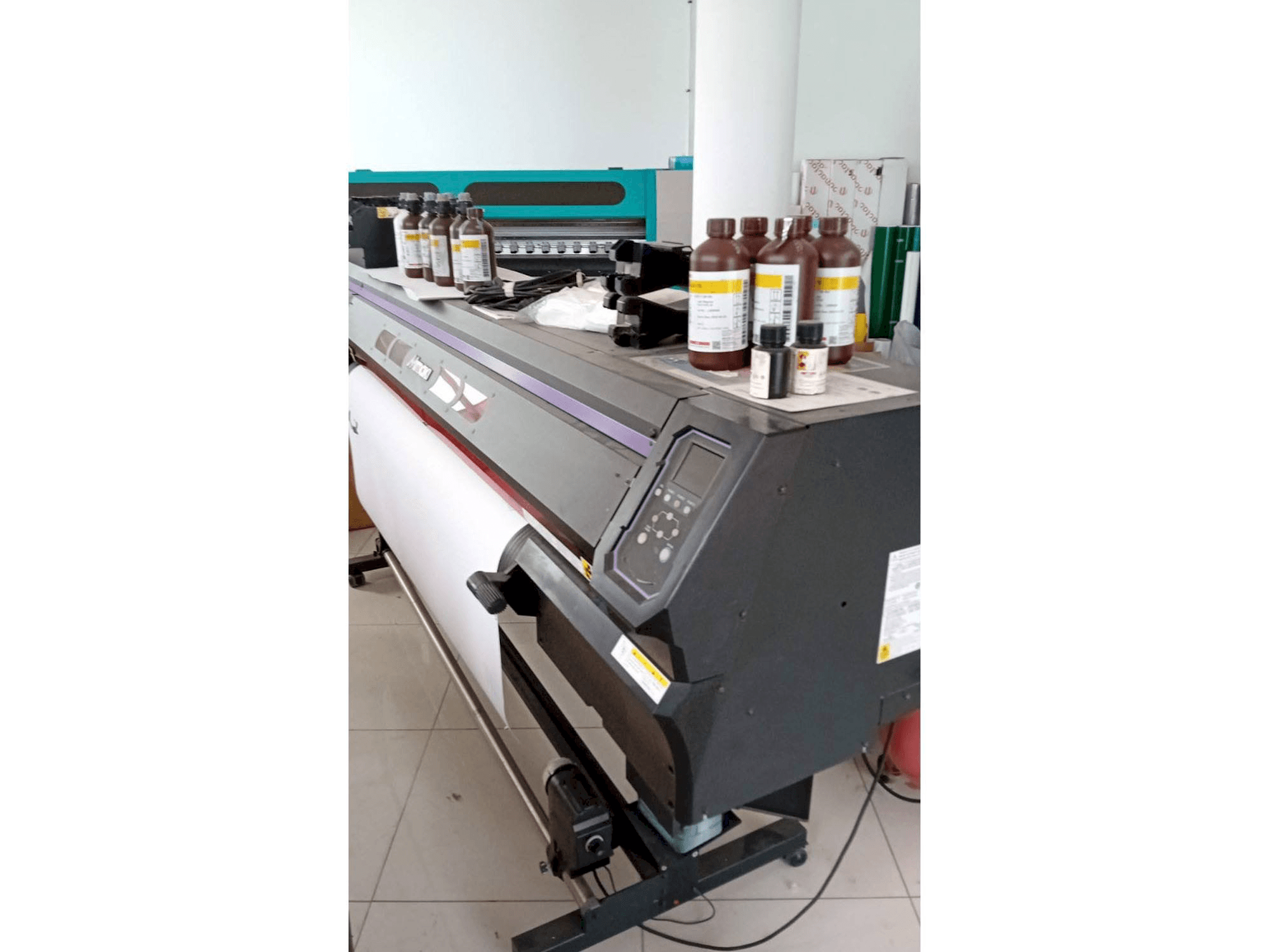 Vista Frontal da MIMAKI ucjv300-160 máquina