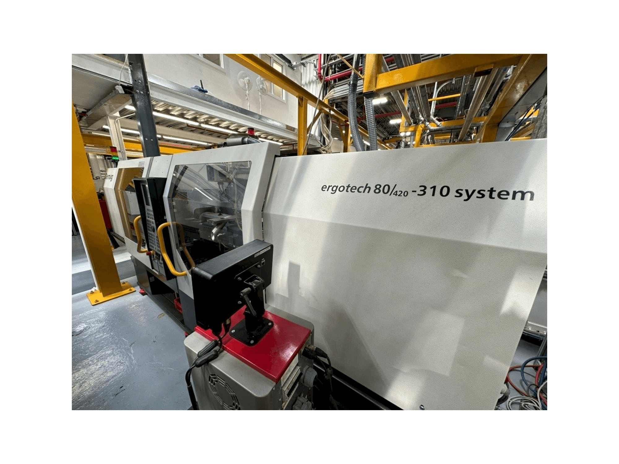 Vista Frontal da DEMAG Ergotech 80/420-310 System máquina