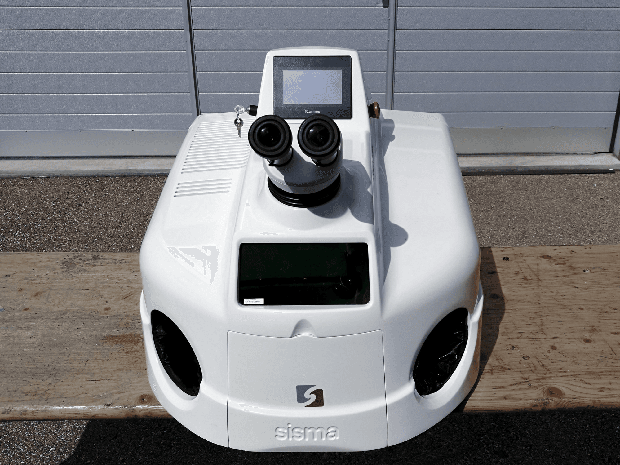 Vista Frontal da Sisma LM-D 100 máquina